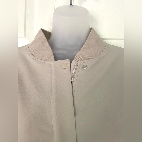 ATHLETA Athleta Jacket Endless Bomber Jacket Abalone NWOT Size X-Large - Picture 8 of 16